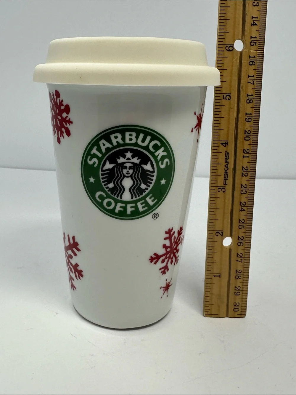 Starbucks tumbler holiday